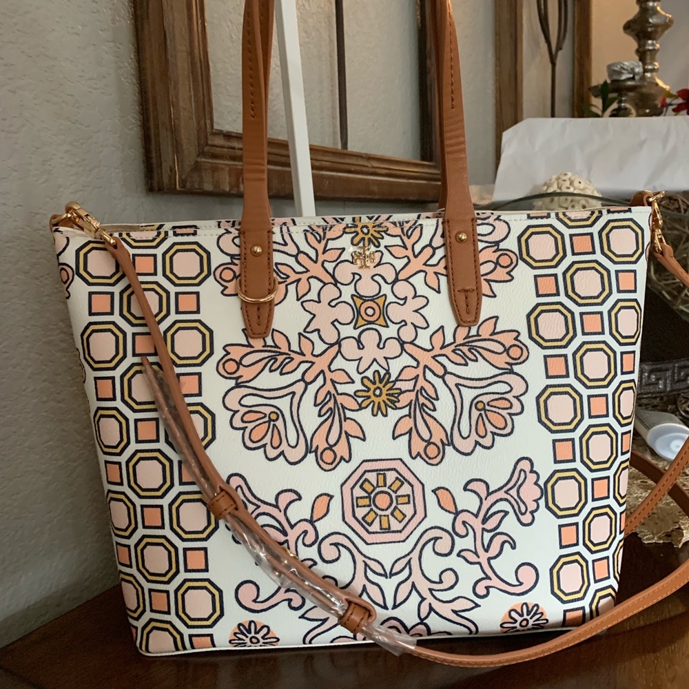 Beautiful Tory butch bag ♥️ - Picture 2 of 7